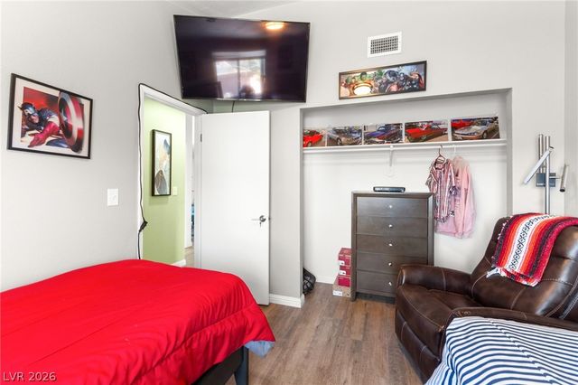 7733 Parakeet Avenue, Las Vegas, NV 89145