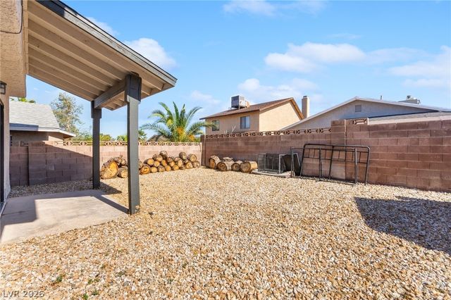 7733 Parakeet Avenue, Las Vegas, NV 89145
