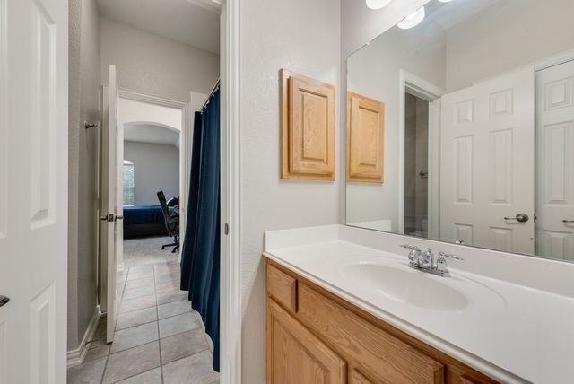 902 Nighthawk Drive, Murphy, TX 75094