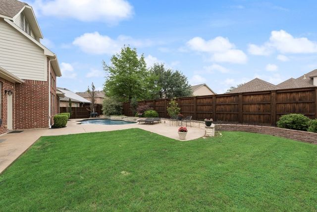 902 Nighthawk Drive, Murphy, TX 75094