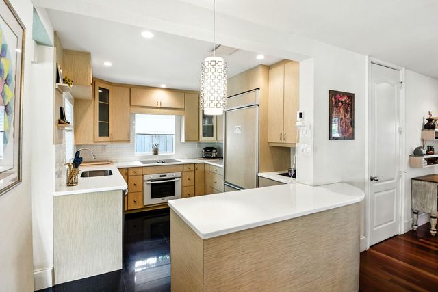 1625 NE 20th Avenue, Fort Lauderdale, FL 33305