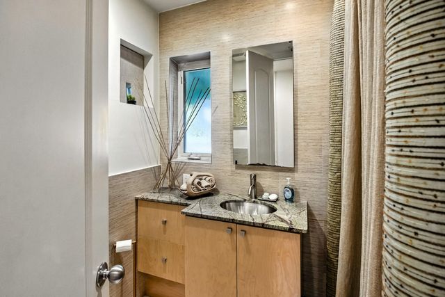 1625 NE 20th Avenue, Fort Lauderdale, FL 33305