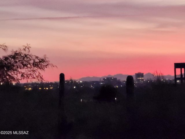 4162 N Calle Vista Ciudad, Tucson, AZ 85750