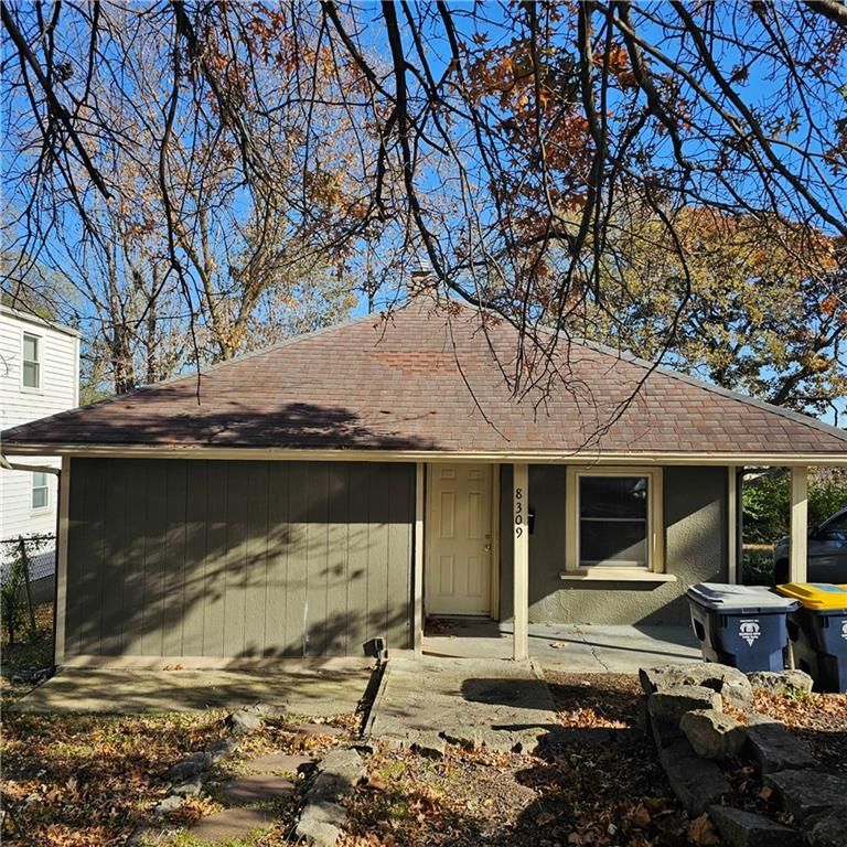 8309 Wabash Avenue, Kansas City, MO 64132