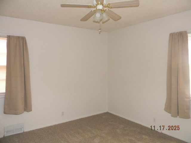 214 Stearns Ave, Haysville, KS 67060