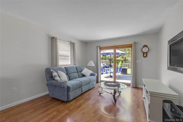 304 Jamaica Boulevard, Carle Place, NY 11514