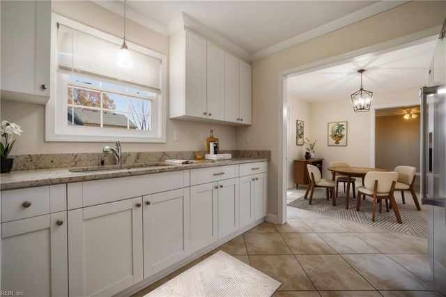 804 Roberto DR, Newport News, VA 23601