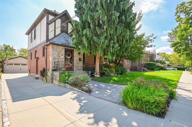 29-33 171st Street, Flushing, NY 11358