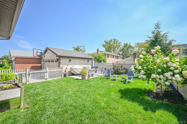 29-33 171st Street, Flushing, NY 11358