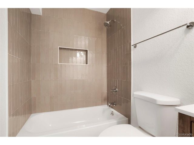 7755 E Quincy Ave T56, Denver, CO 80237