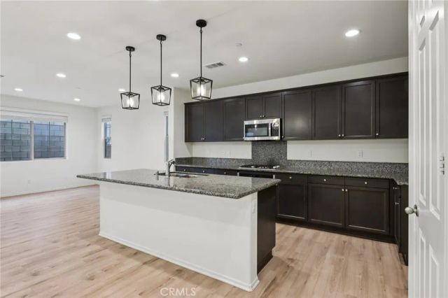 5313 Teramo, Fontana, CA 92336