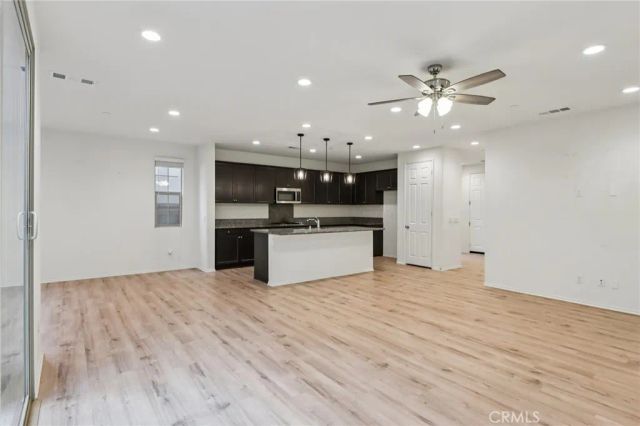 5313 Teramo, Fontana, CA 92336