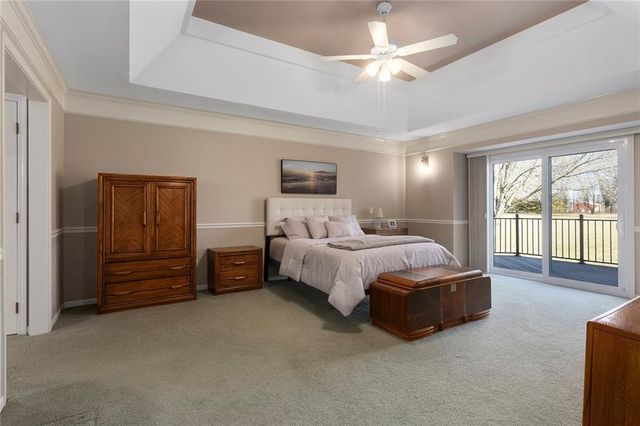 8917 Lambert Drive, Lee's Summit, MO 64064