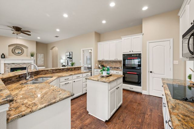 5908 Forest River Drive, Fort Worth, TX 76112