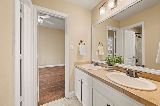 5908 Forest River Drive, Fort Worth, TX 76112