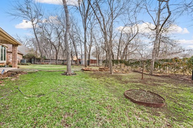 5908 Forest River Drive, Fort Worth, TX 76112