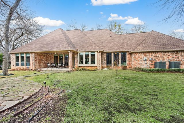 5908 Forest River Drive, Fort Worth, TX 76112