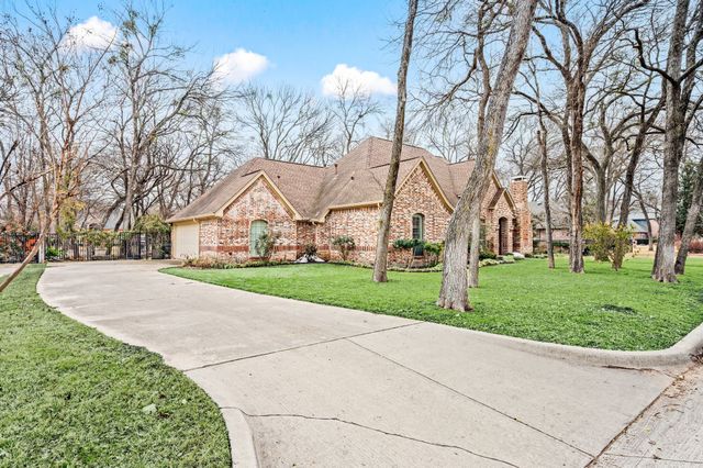 5908 Forest River Drive, Fort Worth, TX 76112