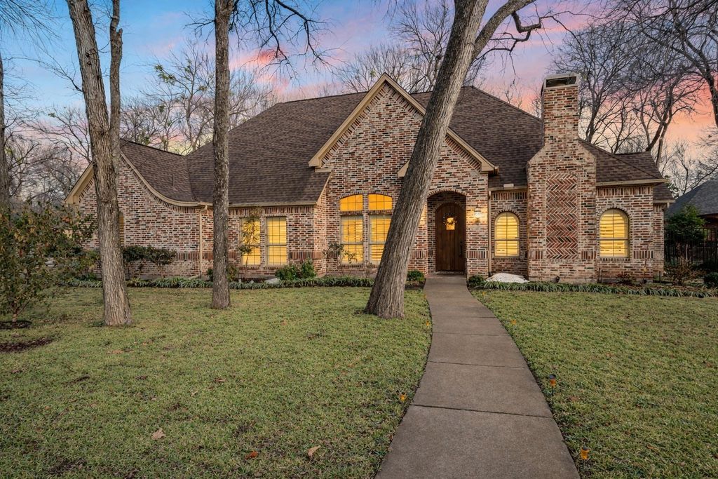 5908 Forest River Drive, Fort Worth, TX 76112