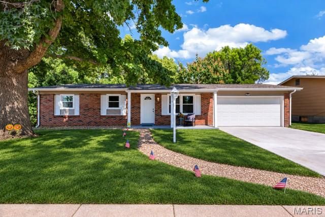 3424 La Salle Drive, St Charles, MO 63301