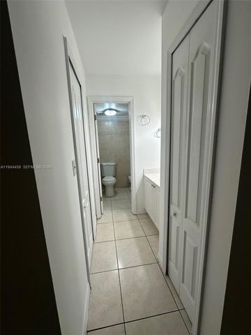 8401 NW 8th St 102, Miami, FL 33126