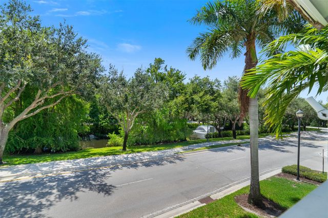 1323 Via De Pepi, Boynton Beach, FL 33426