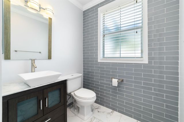 1323 Via De Pepi, Boynton Beach, FL 33426