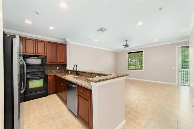 1323 Via De Pepi, Boynton Beach, FL 33426