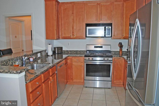 6204 LYDIA HOLLOW DR, Glen Mills, PA 19342