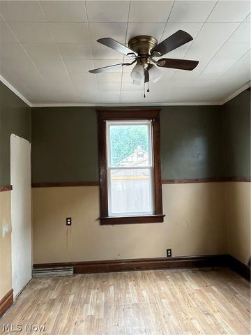 26 2nd Street, Beech Bottom, WV 26030