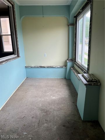 26 2nd Street, Beech Bottom, WV 26030