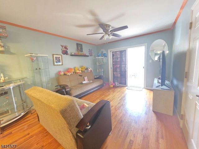 519 Fulton St, Elizabeth City, NJ 07206