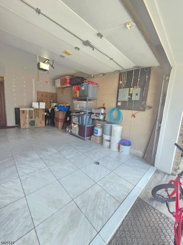 519 Fulton St, Elizabeth City, NJ 07206