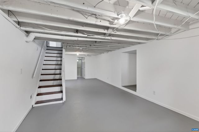 2552 WOODLAND DR, Charlottesville, VA 22903