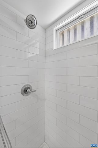 2552 WOODLAND DR, Charlottesville, VA 22903
