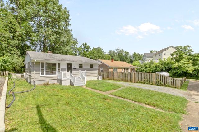 2552 WOODLAND DR, Charlottesville, VA 22903