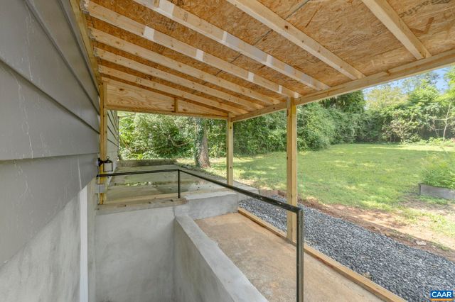 2552 WOODLAND DR, Charlottesville, VA 22903
