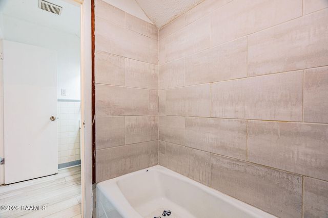 109 Alyene Drive Unit B, Lafayette, LA 70506