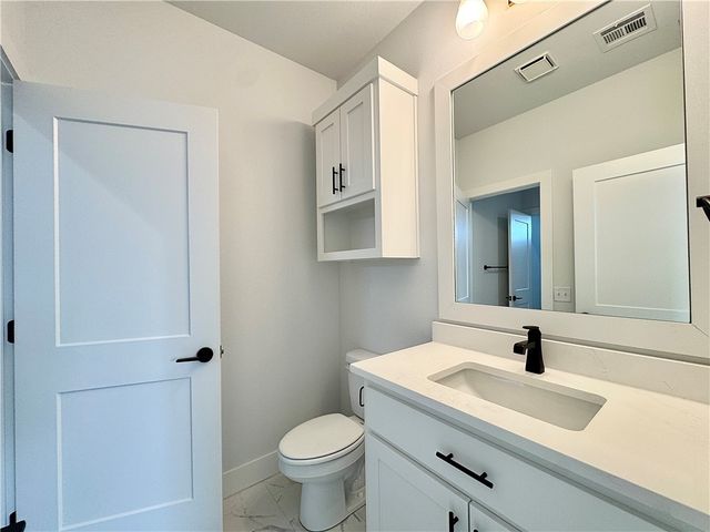 6613 SW First Light Street, Bentonville, AR 72713