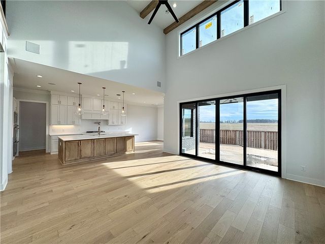 6613 SW First Light Street, Bentonville, AR 72713