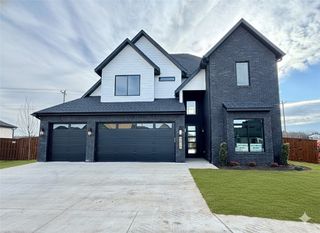 6613 SW First Light Street, Bentonville, AR 72713