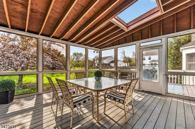 19 Daniel Dr, Hillsborough Twp., NJ 08844