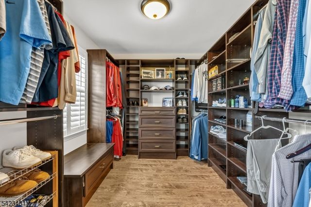 19 Daniel Dr, Hillsborough Twp., NJ 08844