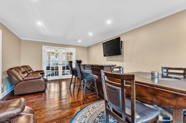 19 Daniel Dr, Hillsborough Twp., NJ 08844