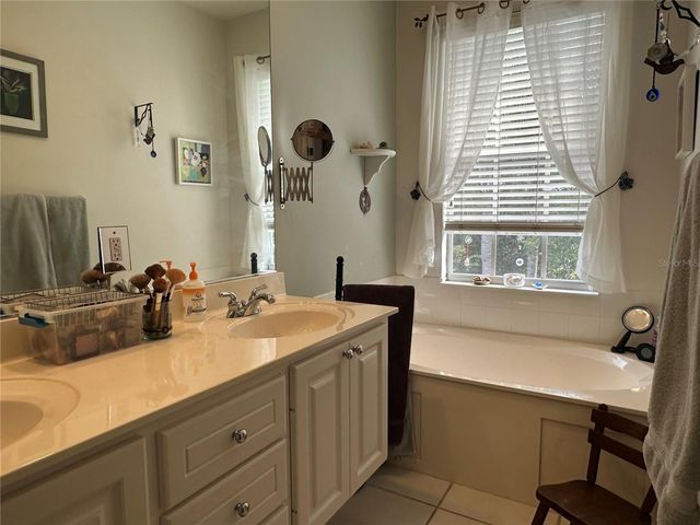 7896 FARINA COURT, Sarasota, FL 34238