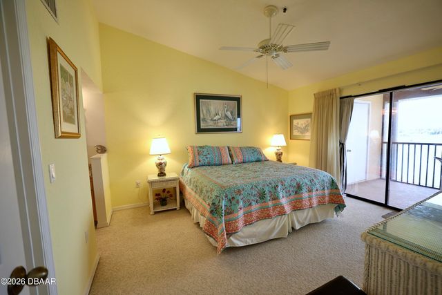442 Bouchelle Dr Apt 305, New Smyrna Beach, FL 32169