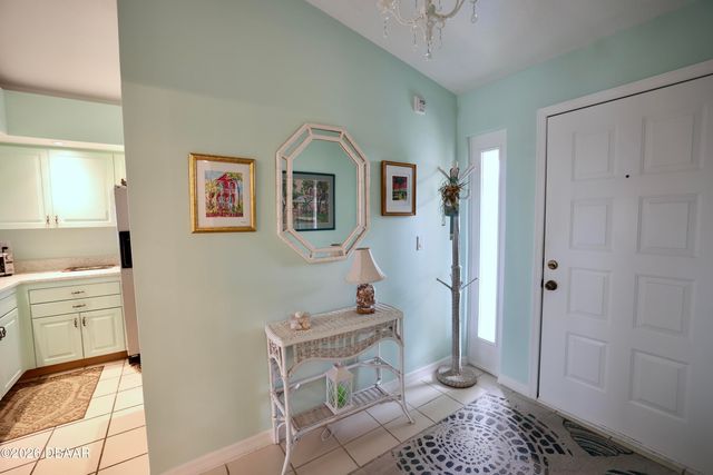 442 Bouchelle Dr Apt 305, New Smyrna Beach, FL 32169