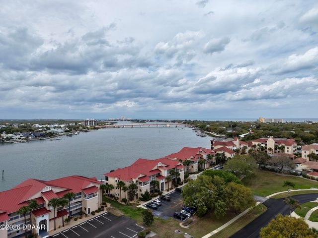 442 Bouchelle Dr Apt 305, New Smyrna Beach, FL 32169