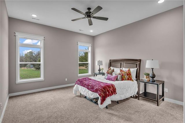 1006 Bluestem Circle, Baldwin City, KS 66006