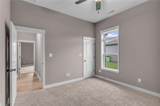 1006 Bluestem Circle, Baldwin City, KS 66006